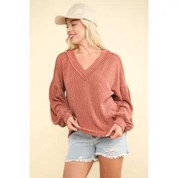 TWO TONED RIBBED V-NECK TOP-CEDAR WOOD