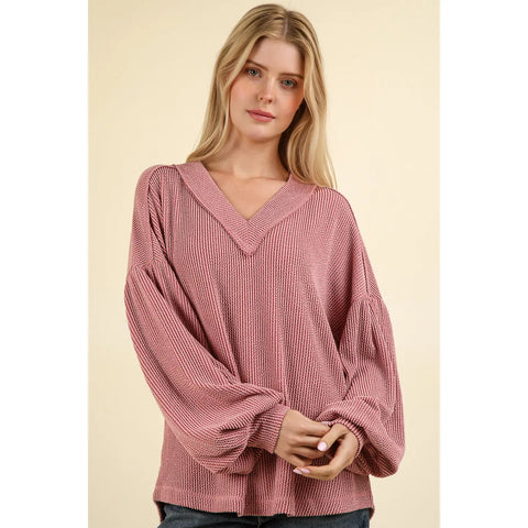 TWO TONED RIBBED V-NECK TOP-MAUVE