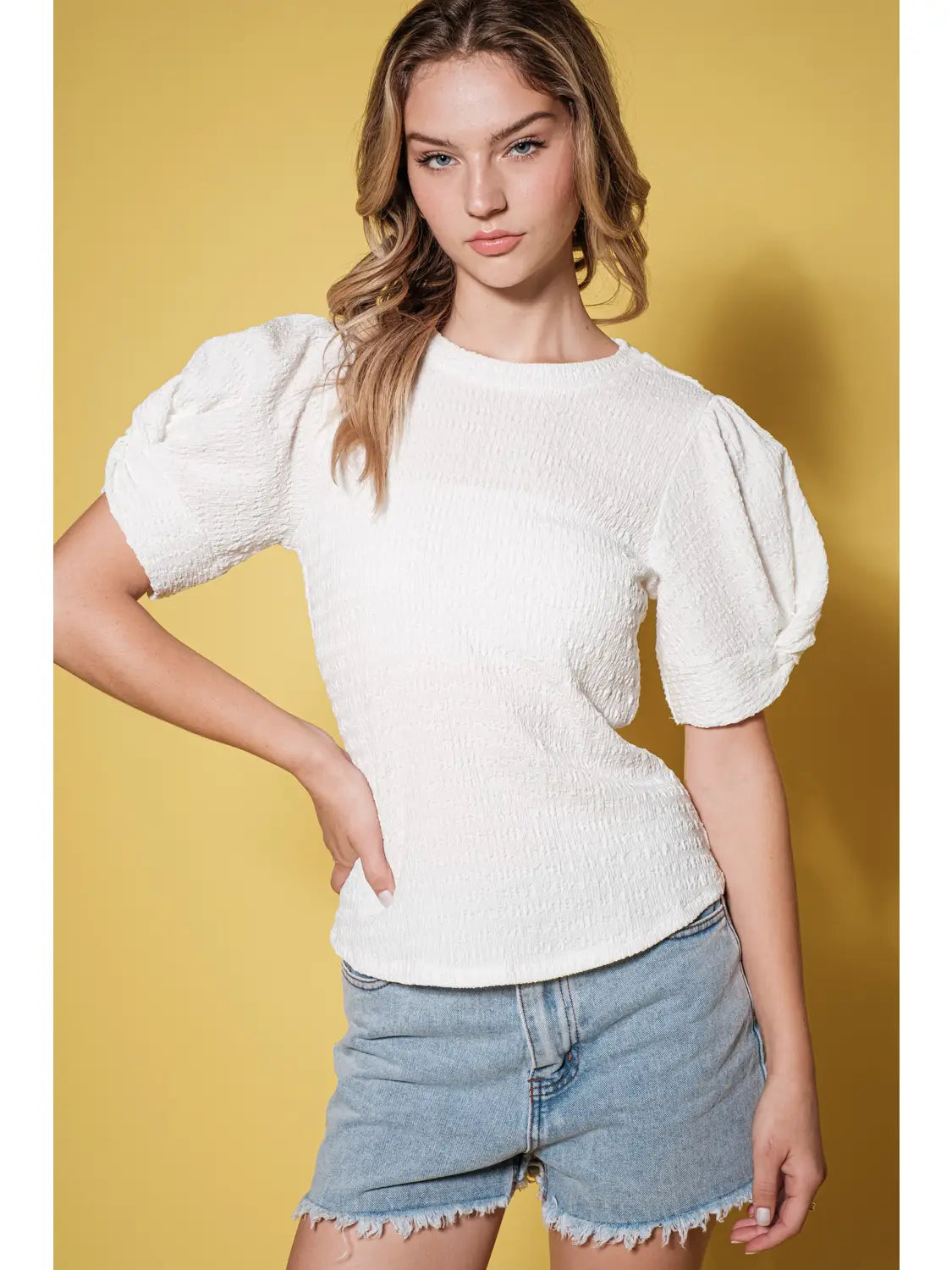 THE TAILGATE TOP- WHITE