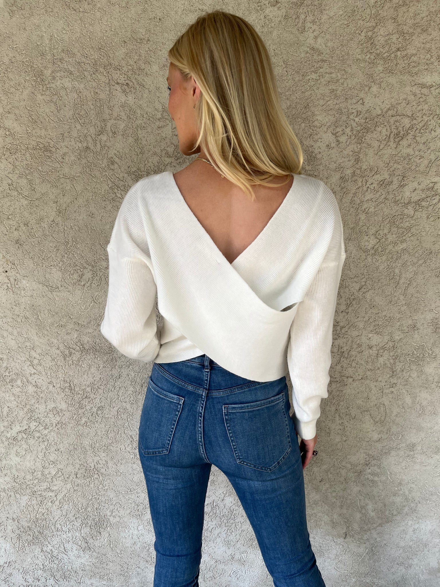 THE BACK CRISS CROSS SWEATER