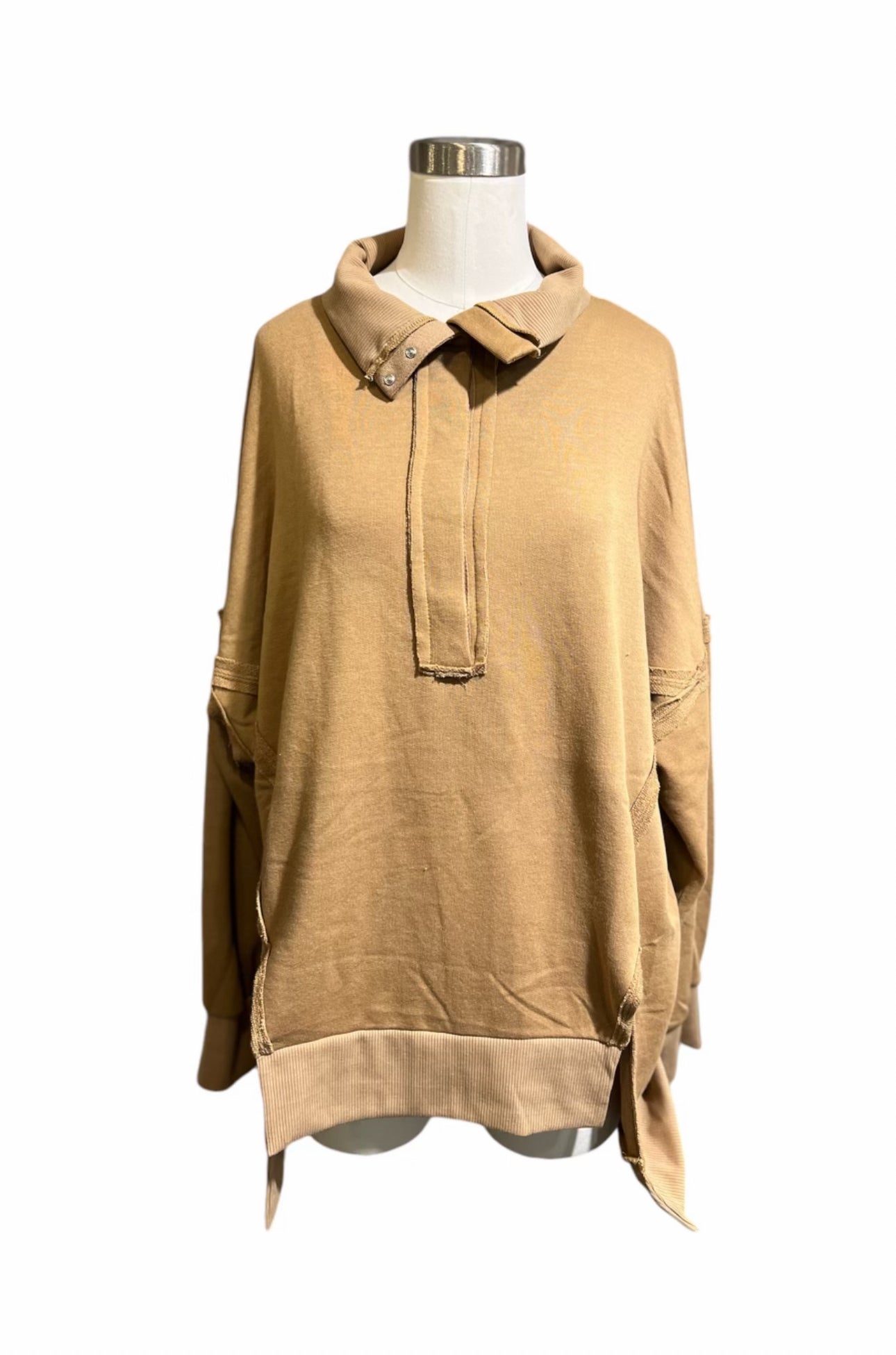 THE FREE SPIRIT PULL OVER-COGNAC