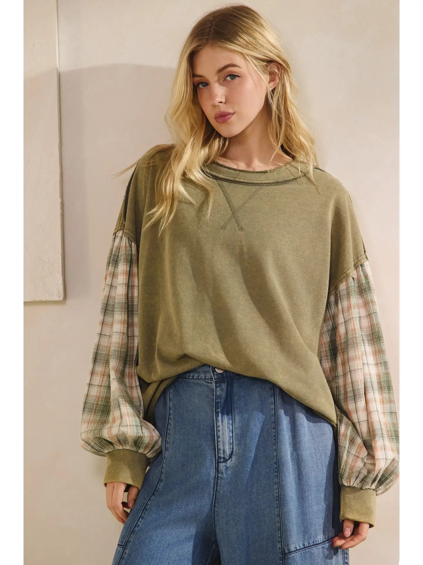 The Indie Flannel Contrast Pullover