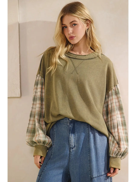 The Indie Flannel Contrast Pullover