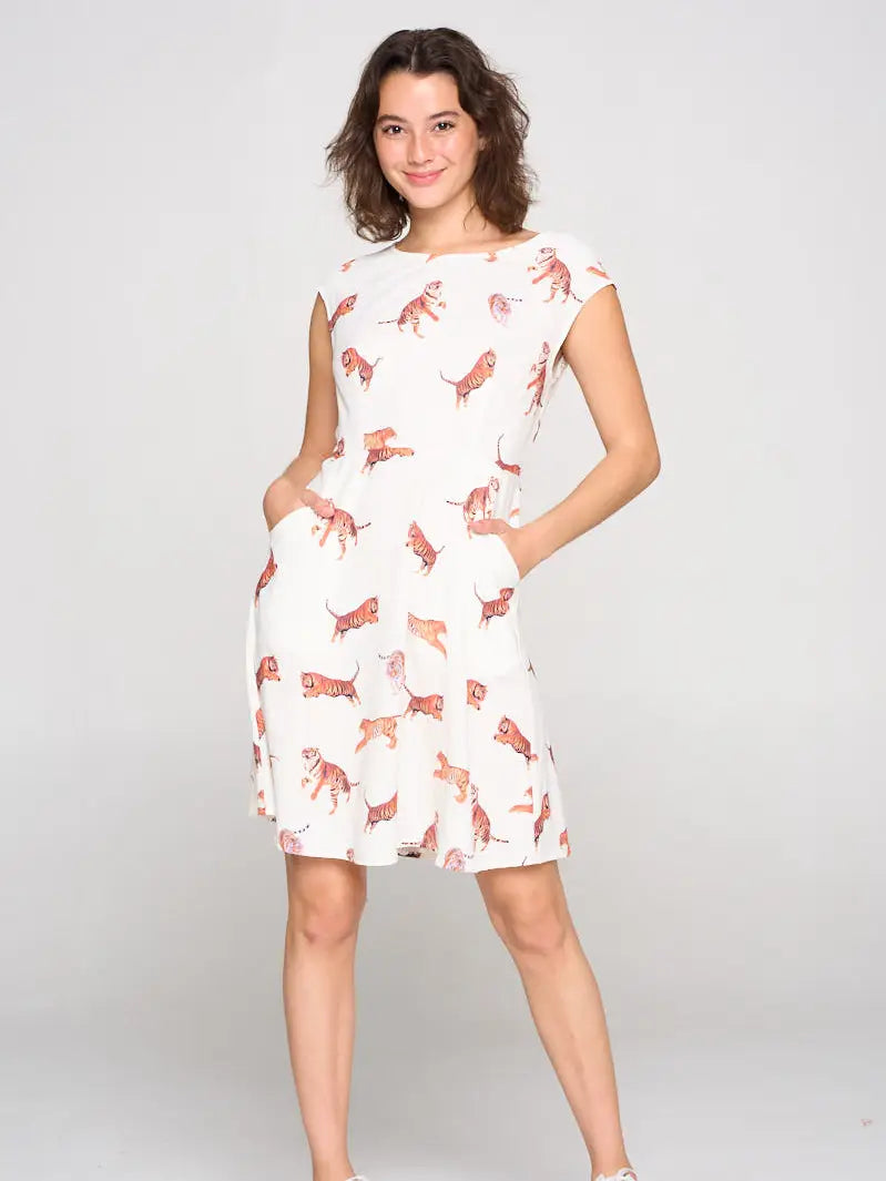 Tiger Print Dress (s-xl)