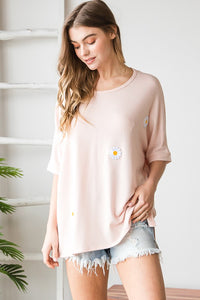 DAISY PATCH OVERSIZED TOP
