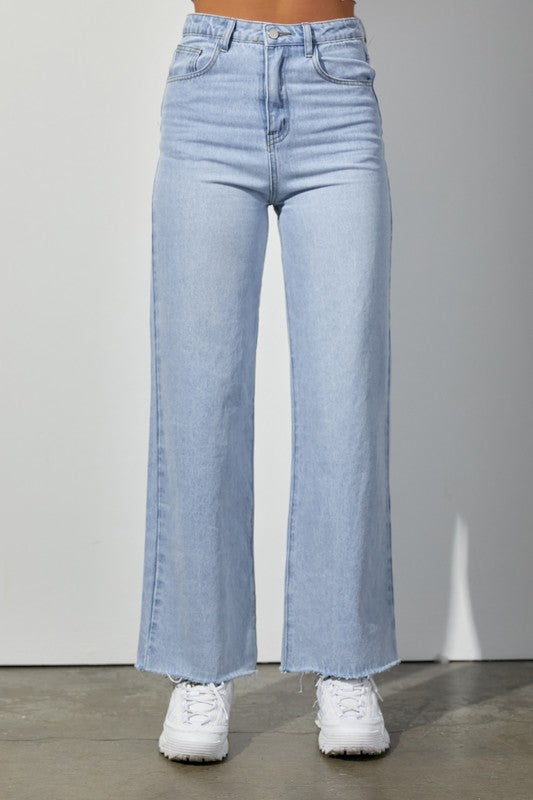THE HAPPY WIDE LEG PANTS- LIGHT DENIM